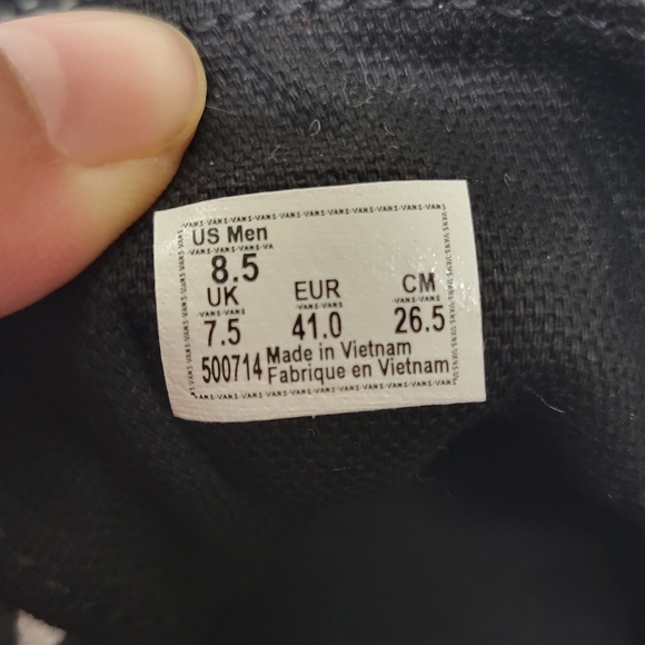 Vans Size 8.5 - Picture 2 of 6